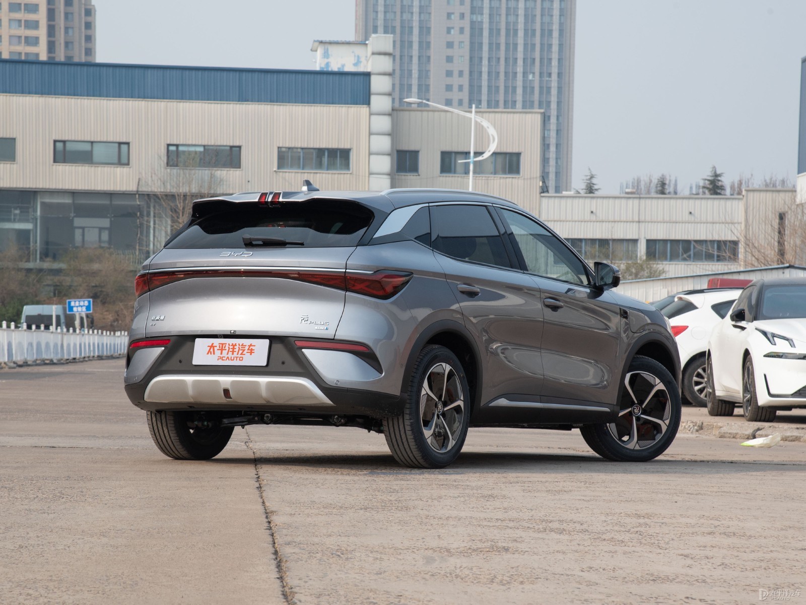 BYD Yuan PLUS Intelligent Driving 510 Deluxe Edition — Additional exterior view. Image 2 of 3. Authorized new car for ex...