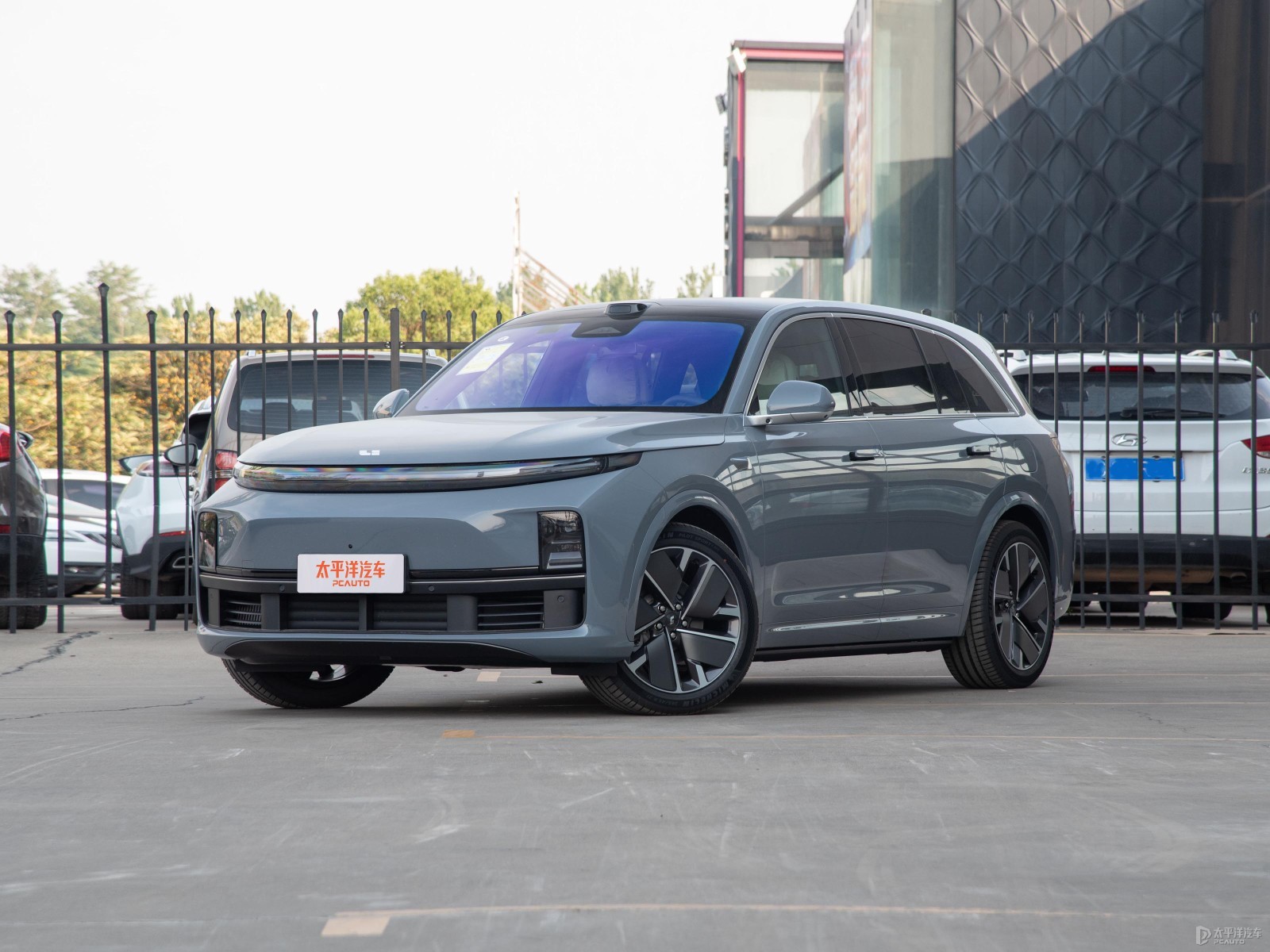Li Auto L7 Ultra Smart New Version — Main listing photograph. Image 1 of 3. Modified new car for export from China.